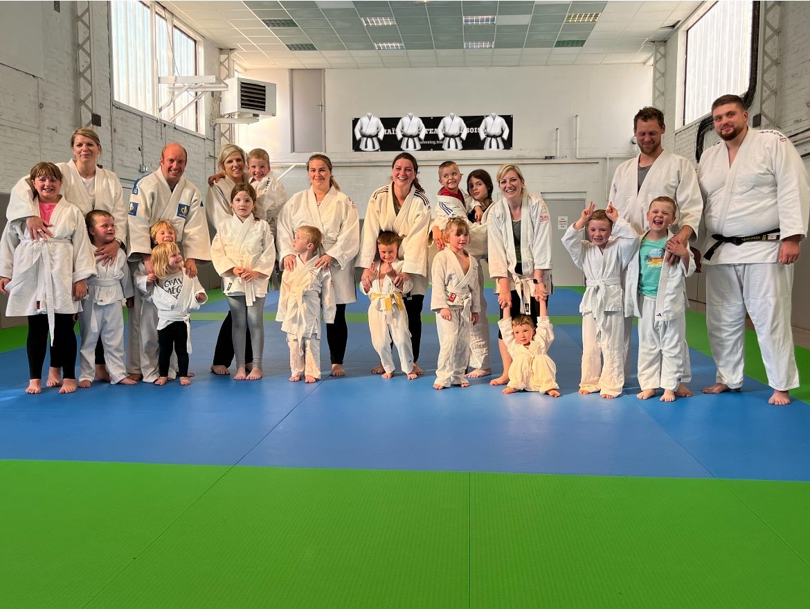 Judo en famille Eveil Judo Dojo Sains en Gohelle