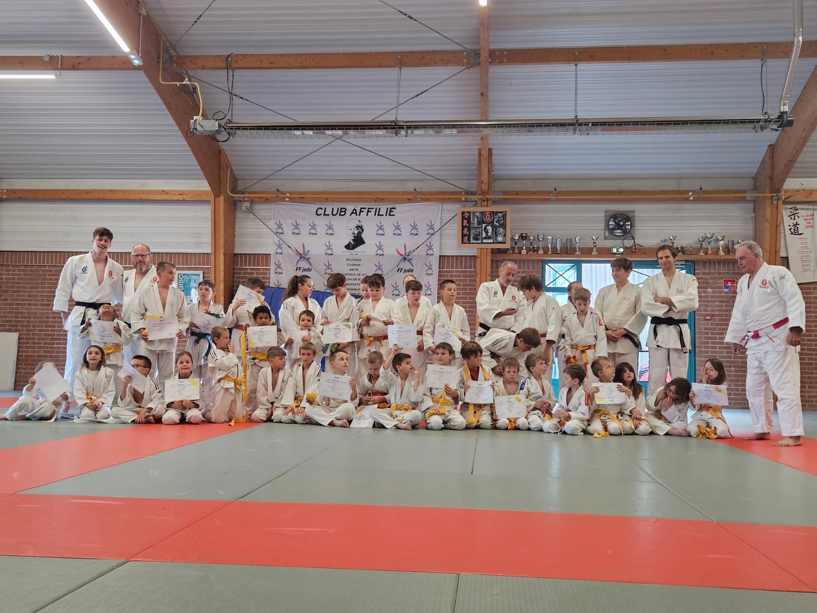 Fête de fin d'année et remise de grades Dojo Houdain 2024-2025